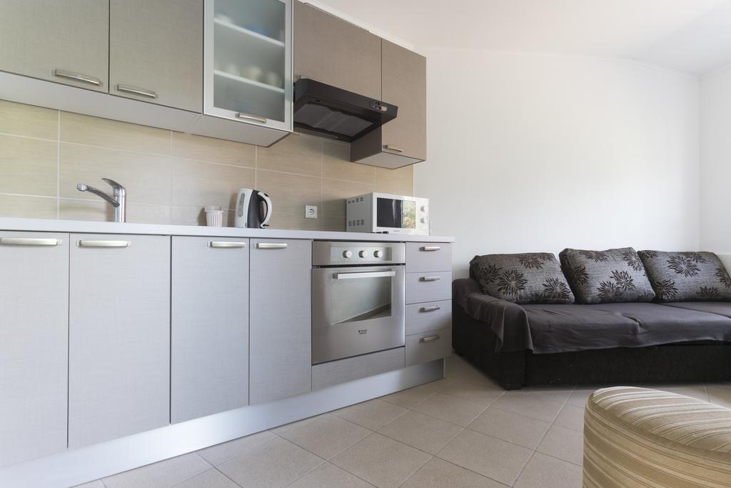 Jela Apartments Nin Bagian luar foto