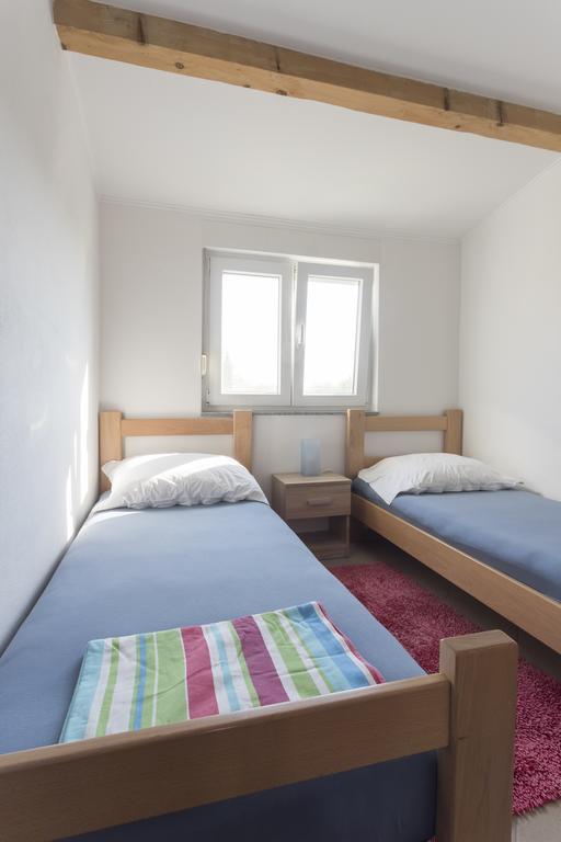 Jela Apartments Nin Bagian luar foto